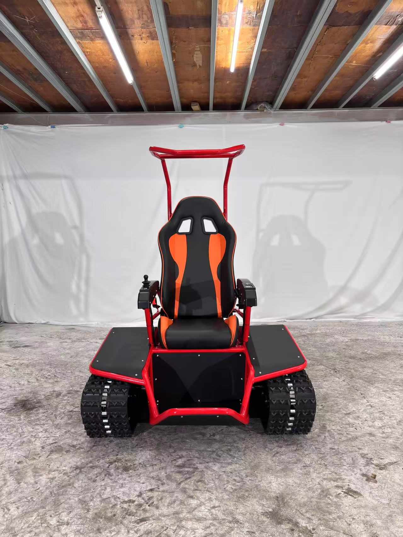 Elektrický terénny pásový invalidný vozík ETV Tank